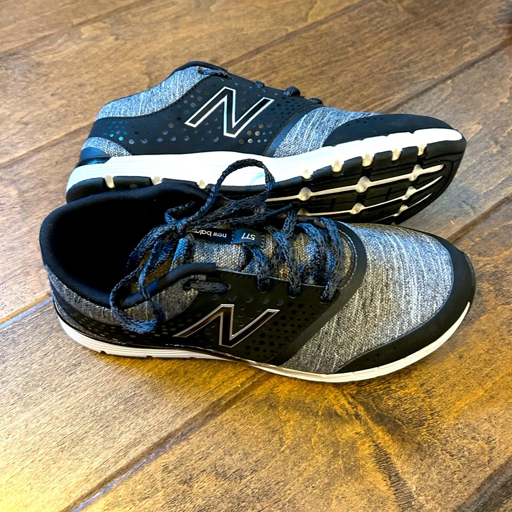 New Balance 577